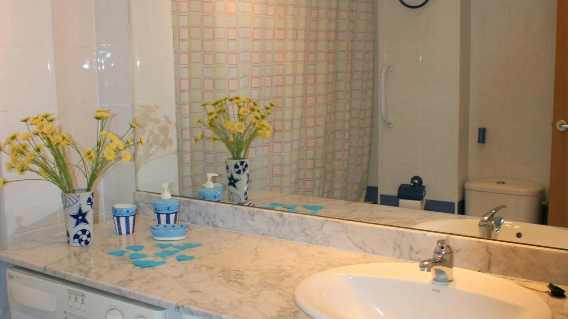 Apartamento En Complejo Residencial En Santa Margarita, Rosas España